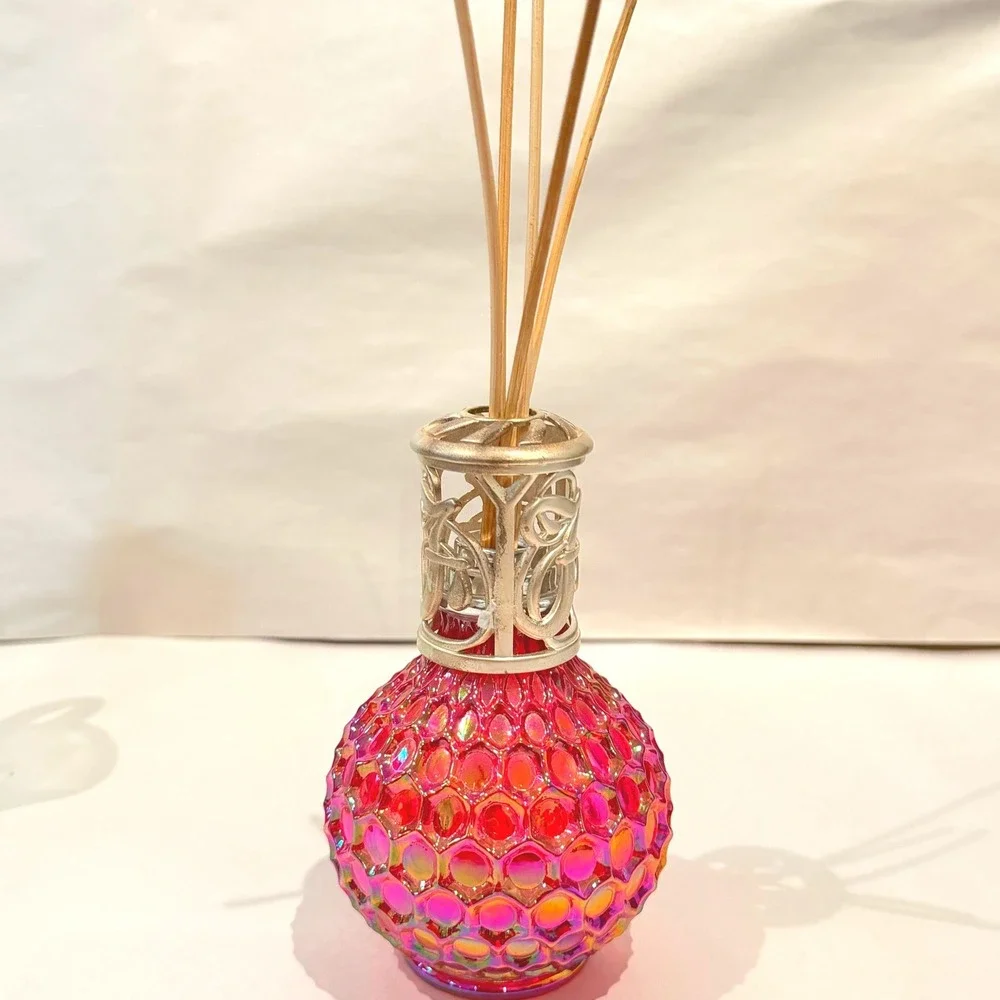 Fenton stunning art